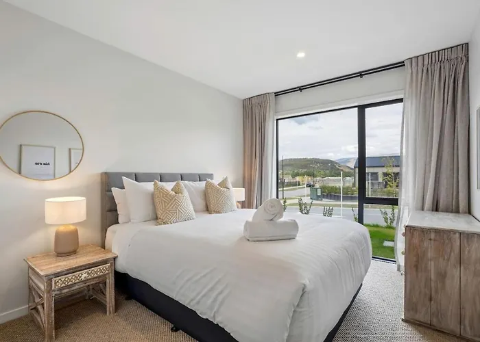 Holiday home Northlake Escape | Sunny, Stylish & Easy Living Wanaka