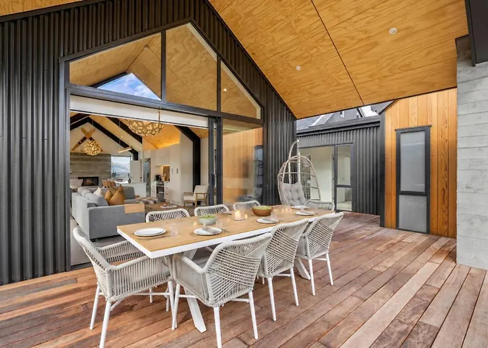Holiday home Northlake Escape | Sunny, Stylish & Easy Living