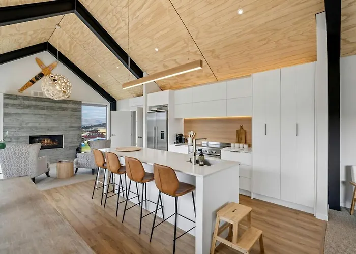 Holiday home Northlake Escape | Sunny, Stylish & Easy Living Wanaka